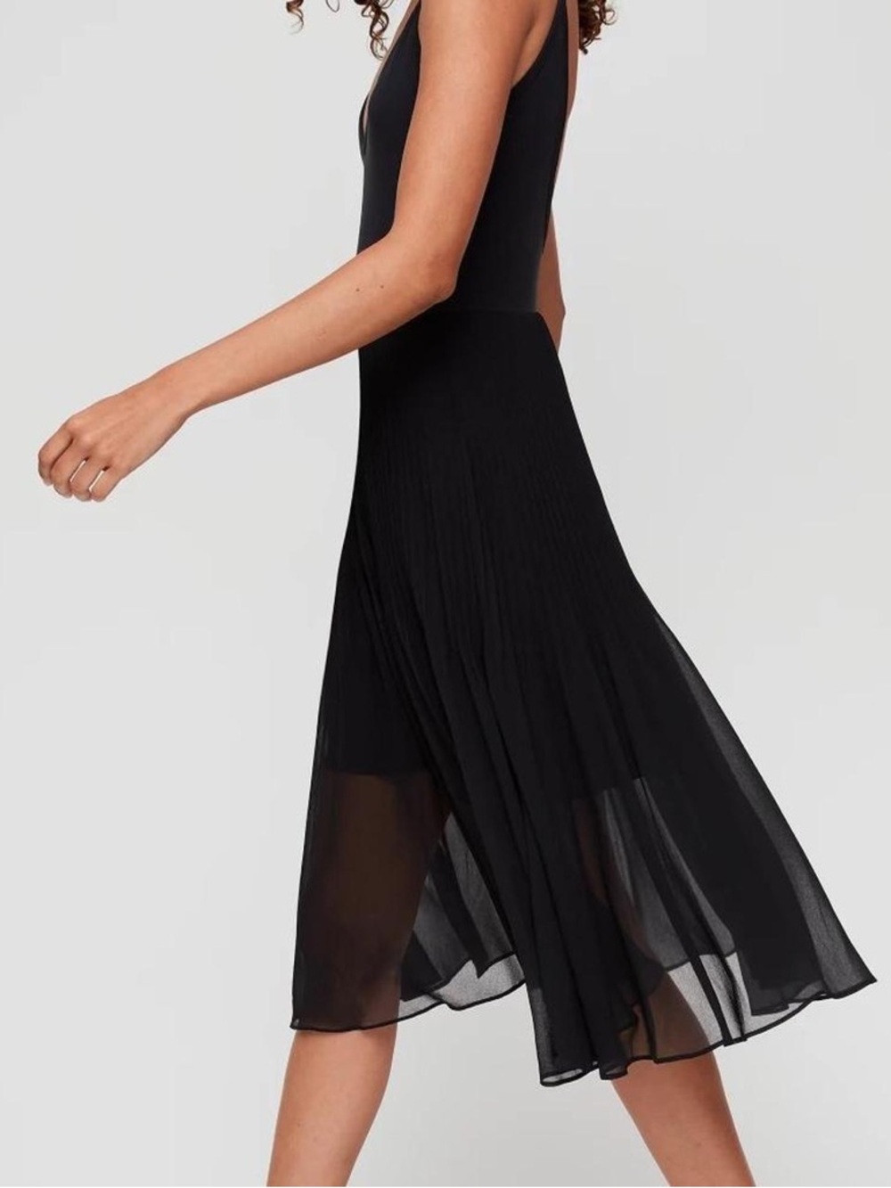 Aritzia Wilfred Daphnee dress - Picture 2 of 6